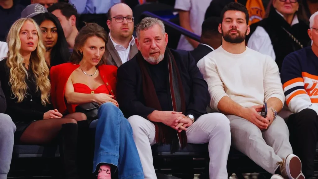 Who is the Owner of the Knicks? 4 James Dolan family