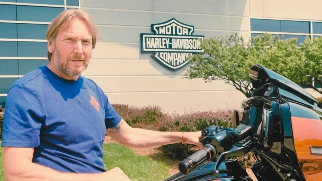 Who is the Owner of Harley-Davidson? 3 Jochen Zeitz, CEO of Harley-Davidson