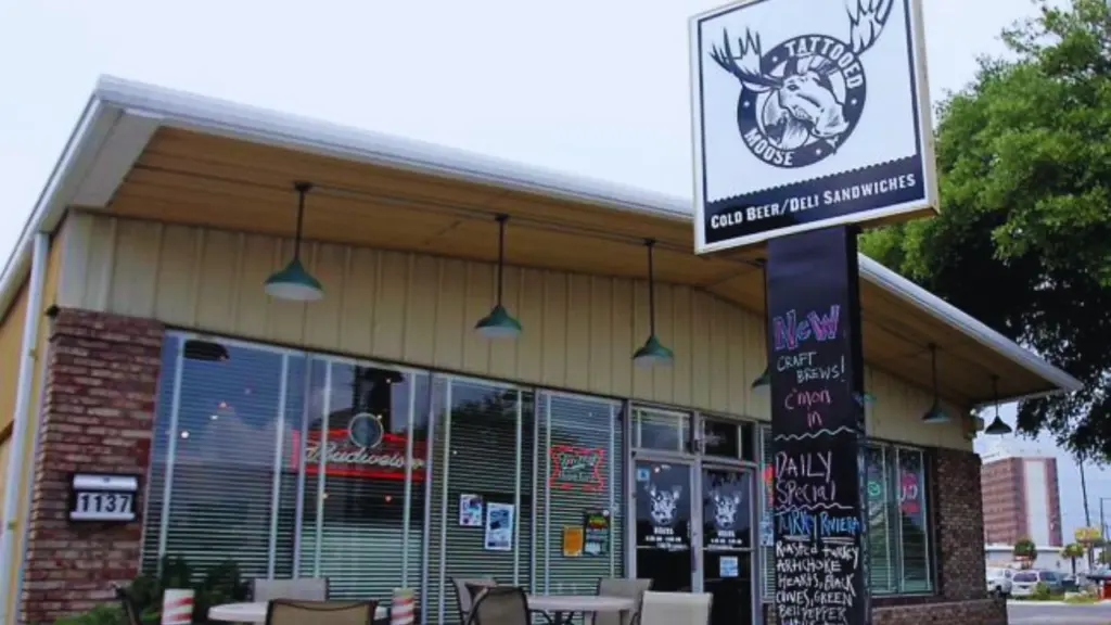 Tattooed Moose bar-restaurant Image