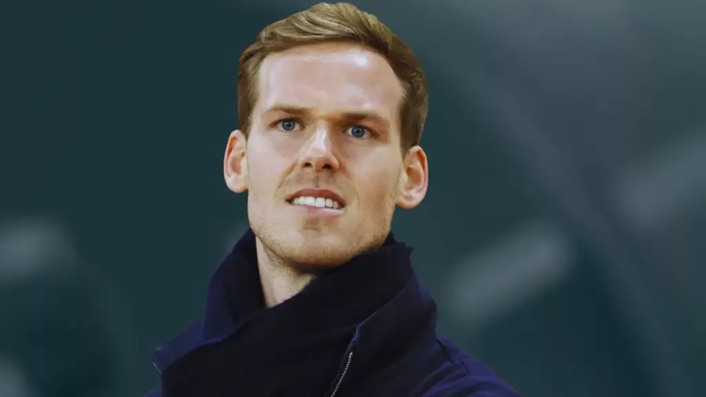 Who is the Owner of Sunderland? 2 Kyril Louis-Dreyfus, Owner of Sunderland