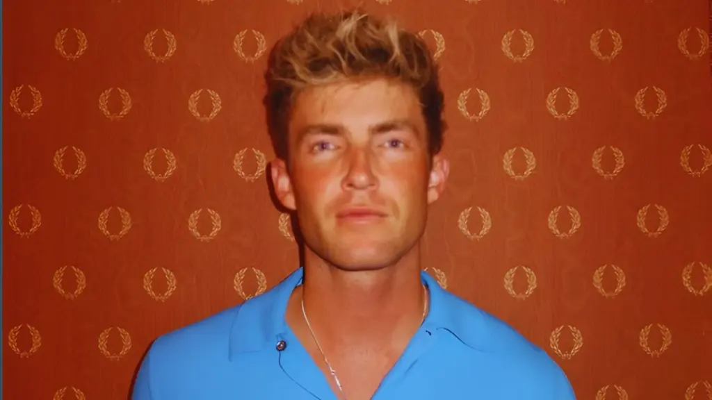 Tommy Higham, Co-Founder & Creative Director of Lola Blankets