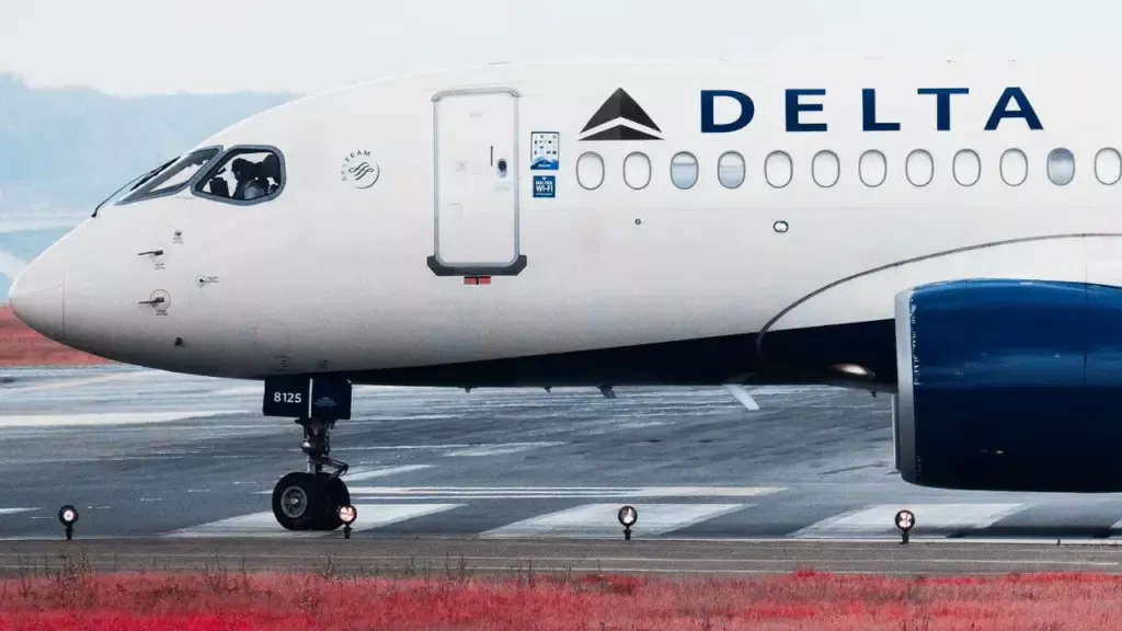 Top 10 US Airlines and Their Largest Shareholders (2026) 2 Delta Air Lines